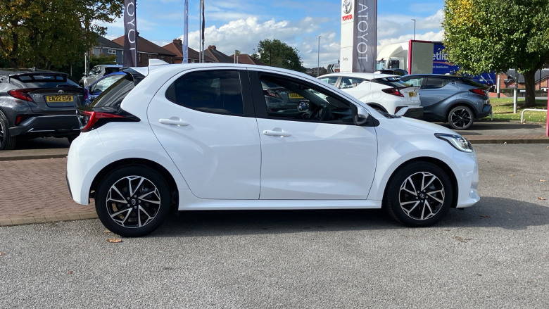 Toyota Yaris 1.5 Hybrid Design 5dr CVT Hybrid Hatchback